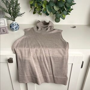H by Halston Taupe Sleeveless Turtleneck Top